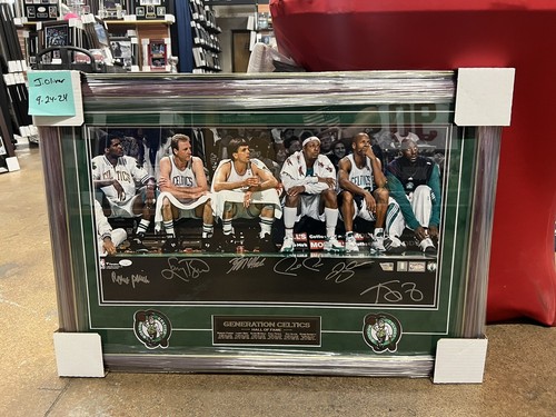 Celtics big autographed - 6,