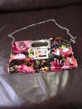 Excellent Guess Floral Logo Clutch / Hand Bag 33 x 19 x 8cm
