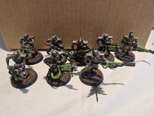 Warhammer 40k necron - 40k:,