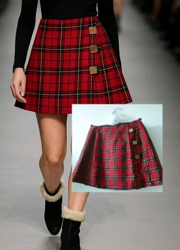 Red black prettylittlething - &,