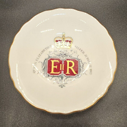 Royal grafton bone china queen - grafton,