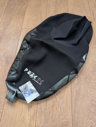 Peak black neoprene - peak, spray