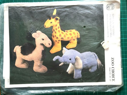 Vintage zoo animals soft toys - zoo,