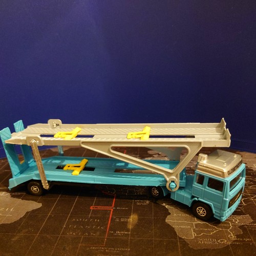 Corgi juniors volvo truck - juniors, car