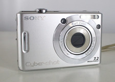 SONY DSC W35 CYBER SHOT Carl Zeiss Lens 7.2 MP Digital Camera w/Instructions-EHB