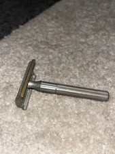 Vintage 1939-1947 GILLETTE