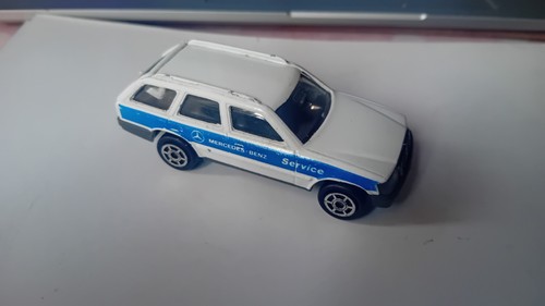 Majorette mercedes 300 - 300, car