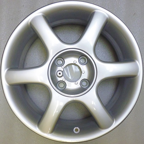 Saturn plus alloy wheel - o,