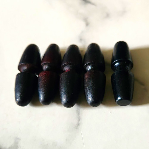 Black wooden toggle buttons - black,