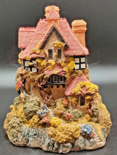 Lilliput Lane “Beacon Heights” Miniature Cottage 1987 + Original Deed – 14cm