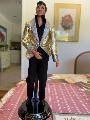 Elvis presley authentic figure - presley,
