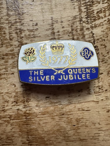 Queens silver jubilee - queens,