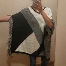 EUC Topshop Colorblock Poncho Fringe V-neck One Size