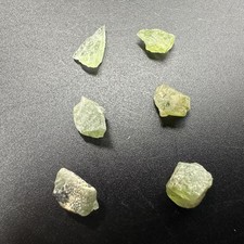 6x rough peridot healing