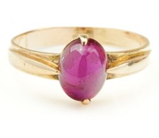 18ct Yellow Gold Cabochon Ruby