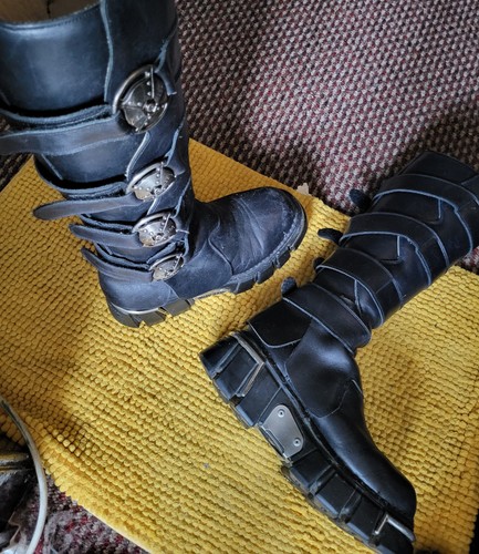 Vintage rare new rock platform - rare,