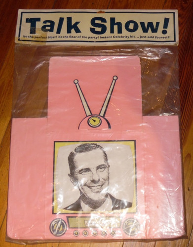 Nip vintage living - color, talk