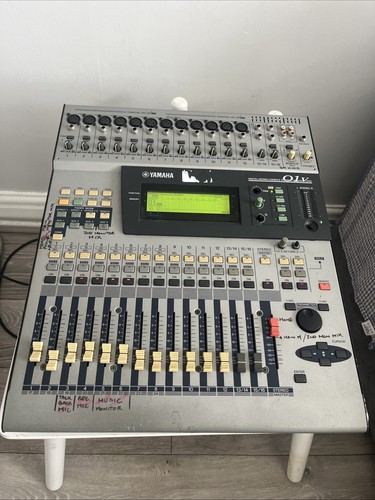 Yamaha 01v digital mixing - 01v,
