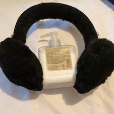 Just Sheepskin Women’s Black Ear Muffs Excellent condition