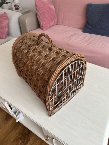 Brown wicker pet carrier bag - carrier,