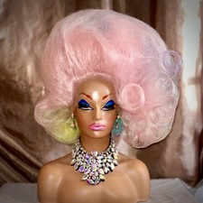 STUNNING HAND STYLED PASTEL