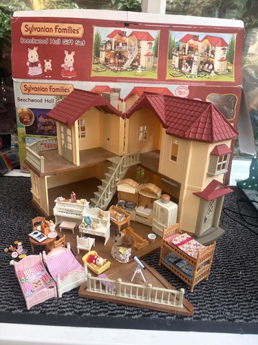 Sylvanian families beechwood - sylvanian,