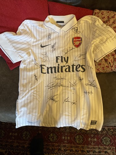 Arsenal 2009 third shirt - arsenal,