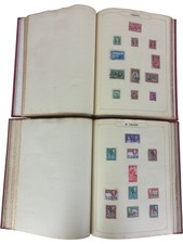 Vintage Worldwide Stamp Collection in Albums 500 Plus Stamps