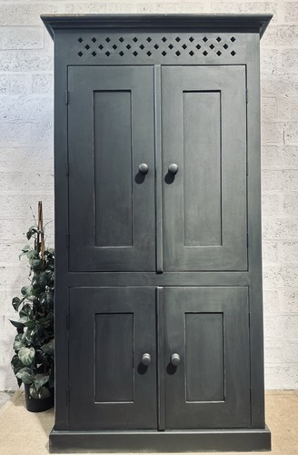 Beautiful bespoke painted - beautiful,