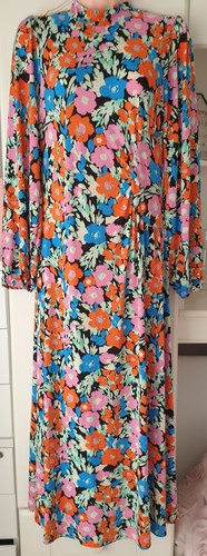 Bnwt lipsy size bright - ,