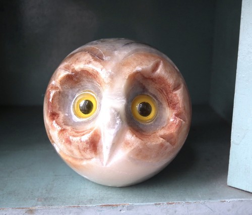 Owl paperweight figurine