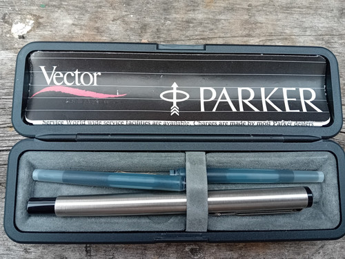 Parker vector fountain pen - parker,