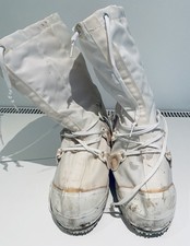 Canadian Army Mukluk Winter Boots ACTON  UK size 7