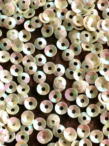 Sequins 4mm ivory dark cream - sequins,