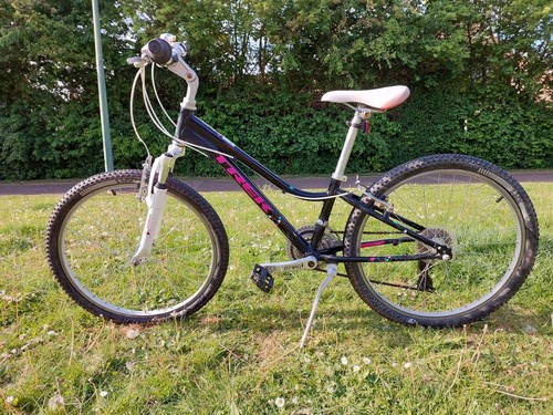Trek mountain bike - bike, girls
