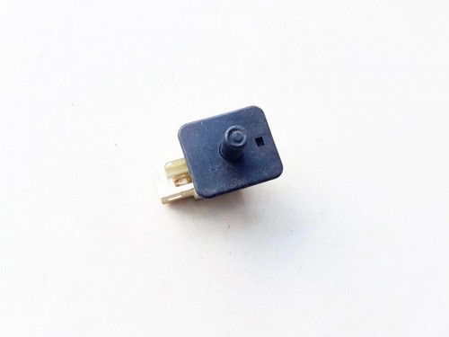 2028209410 door contacts left - ,