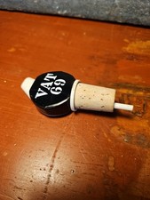 Vintage VAT 69 Whisky pourer