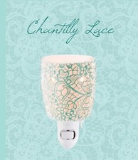Scentsy CHANTILLY LACE Plug In
