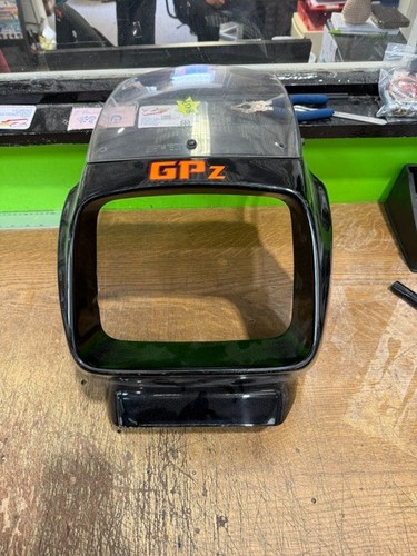 Kawasaki used genuine gpz305 - kawasaki,