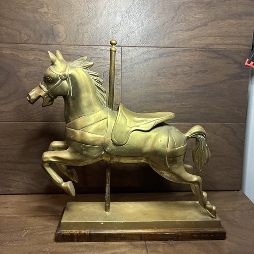 Stunning antique sculpture - stunning,