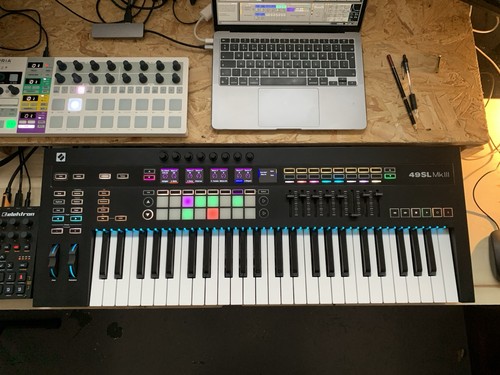 Novation 49sl mkiii midi - novation,