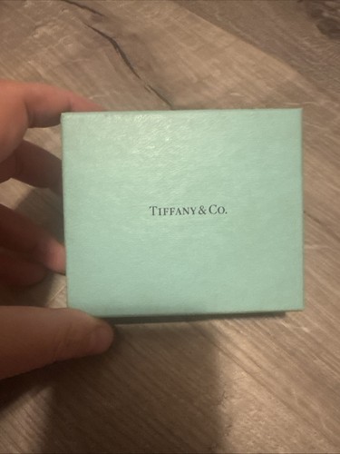 Tiffany box 4x3 empty - &,