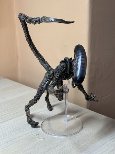 Neca alien series dog - alien,