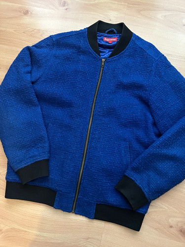 Supreme boucle varsity bomber