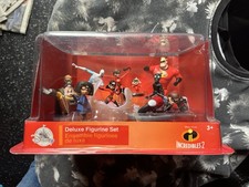 Disney incredibles 2 deluxe figurine set is Brand New & Sealed box
