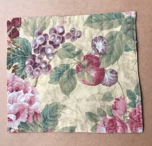 Lace bobbin roll - roll/holder, for