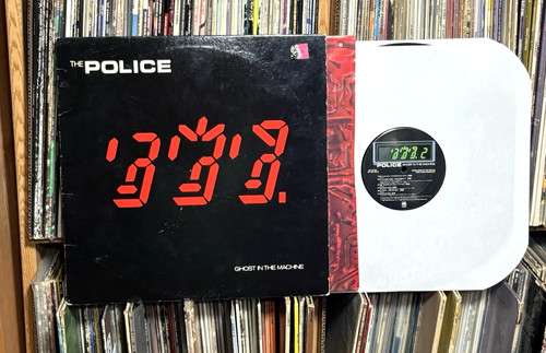 The police ghost - in,