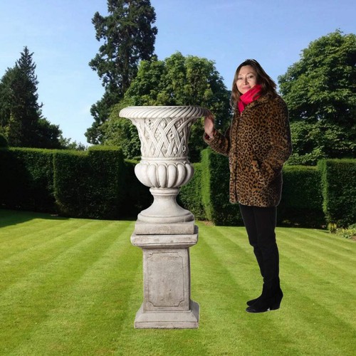 Large edwardian design - design, vase