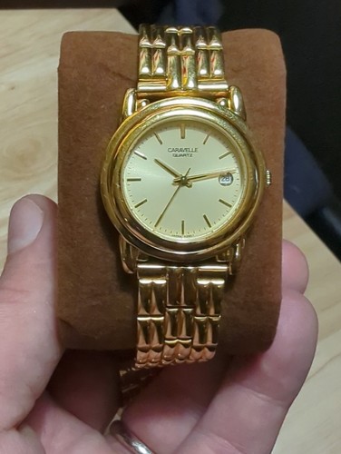 Vintage caravelle bulova - caravelle, by