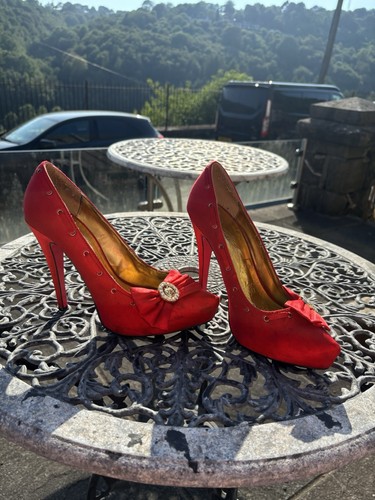 Apple bottom red satin - apple,